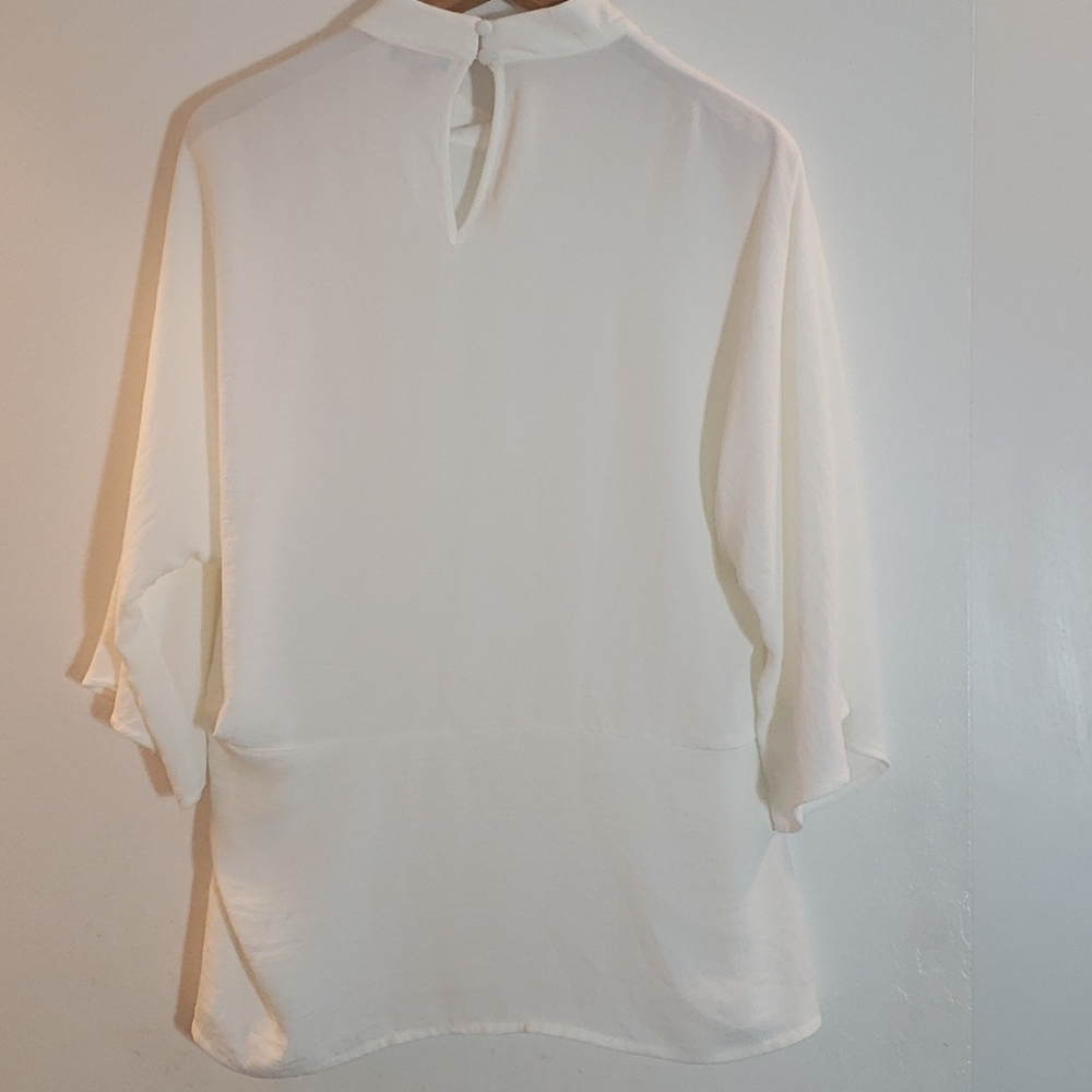 Vince Camuto Blouse - Picture 2 of 8
